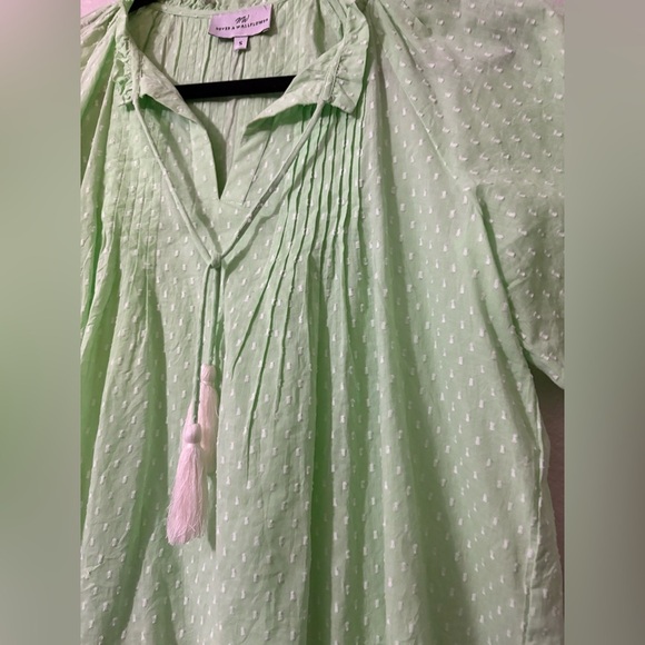 Never A Wallflower Mint Green Boxy Swiss Dot Blouse with Polo Collar and Tassel - Picture 2 of 11